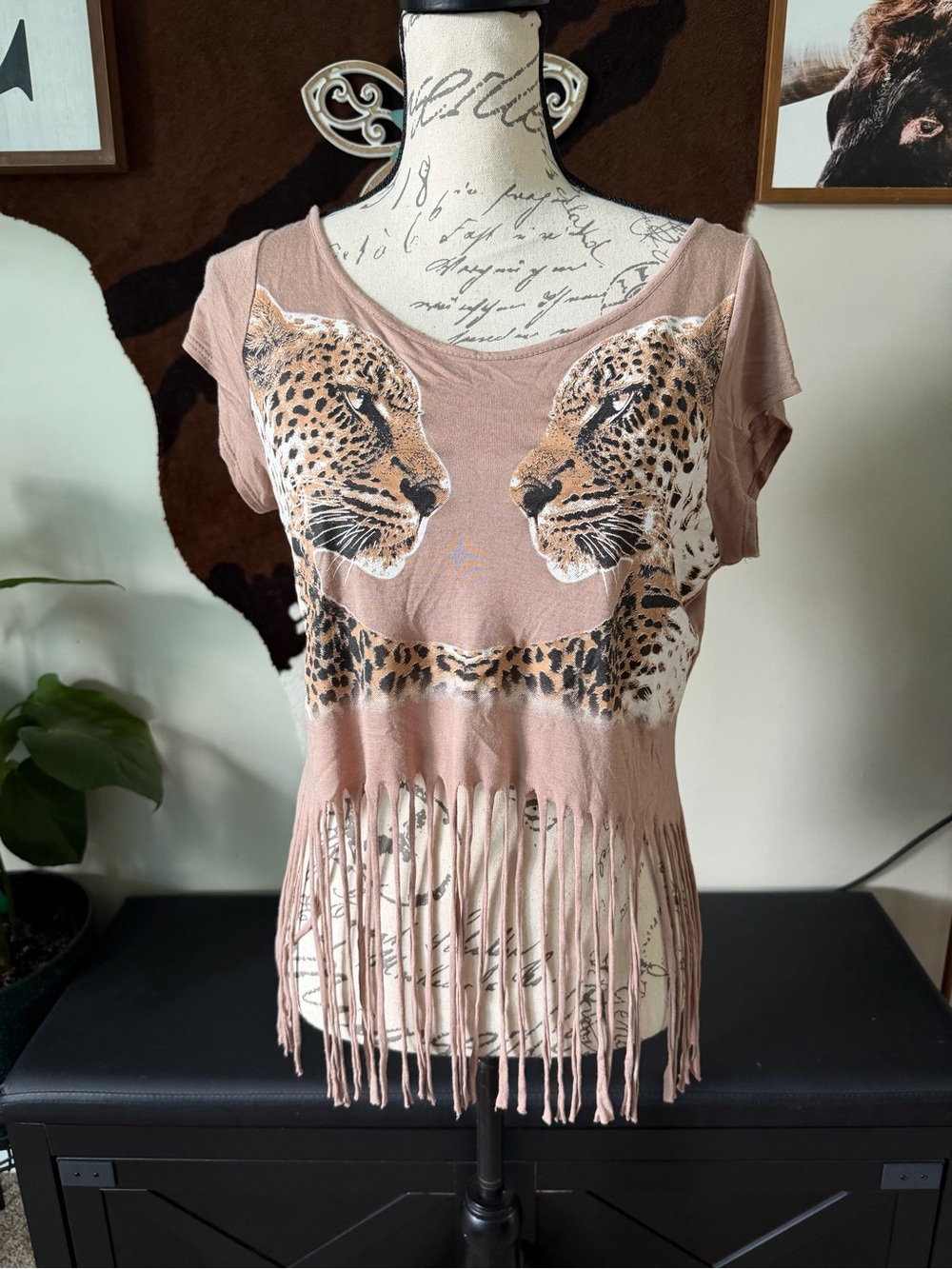 Topia Blush Pink Leopard Graphic Fringe Crop Top